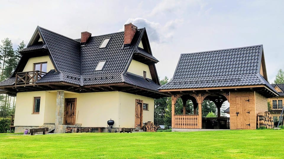 Property building, Garden, Garden view