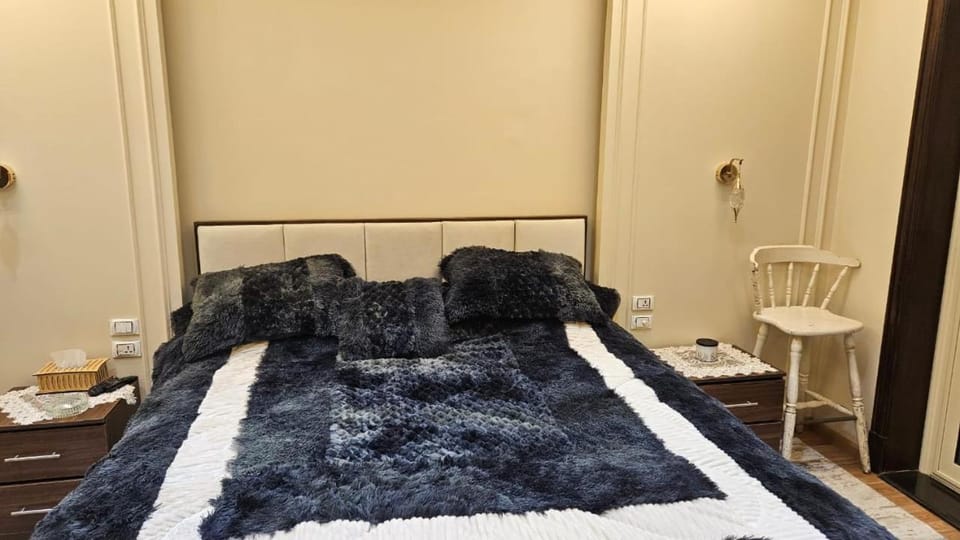 شققه Apartment in Cairo