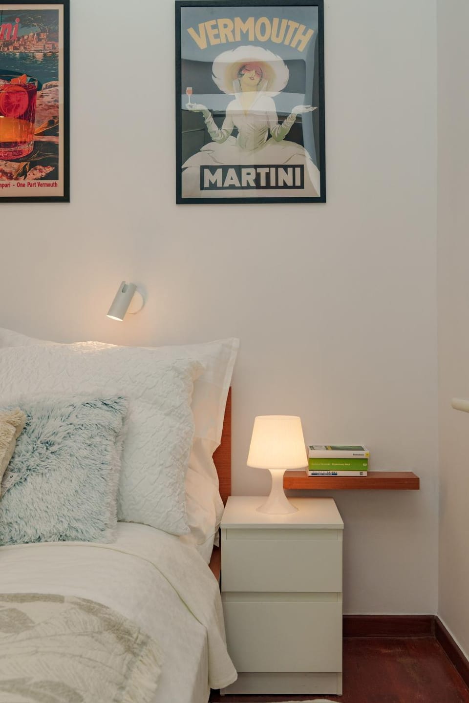 Bed, Photo of the whole room, Seating area, Bedroom, heating, internet, soundproof