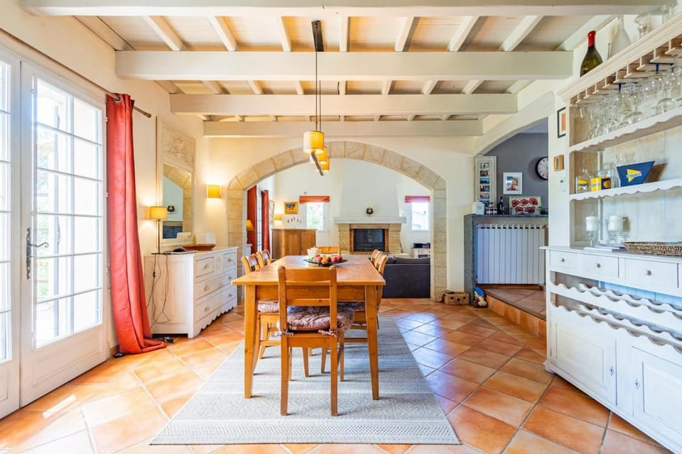 Villa A l'ombre du Géant climatisée piscine pour 8 personnes House in Bédoin