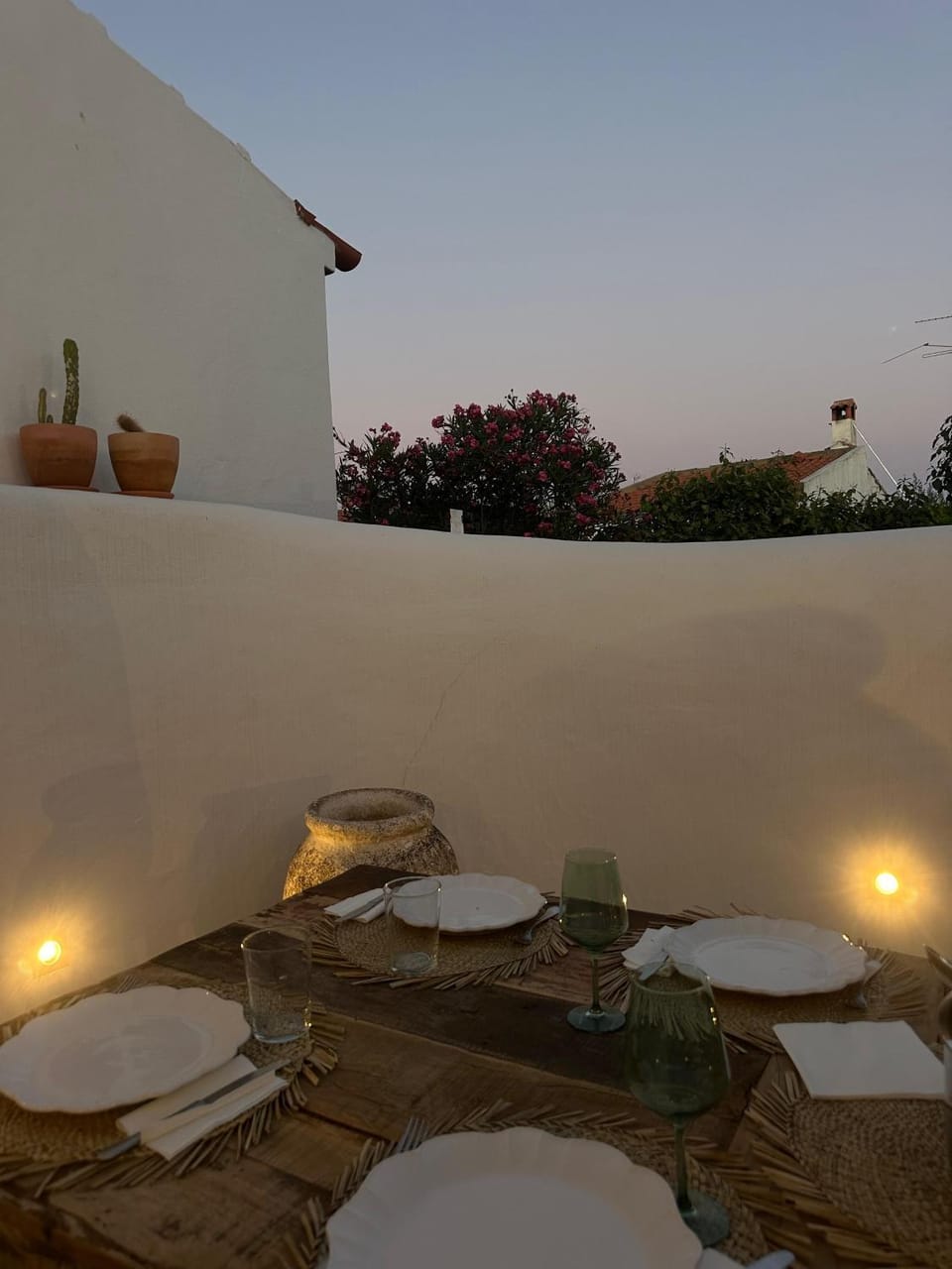 Patio, Dining area