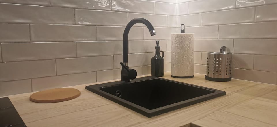 Airport Friendly Studio Apartment in Poland