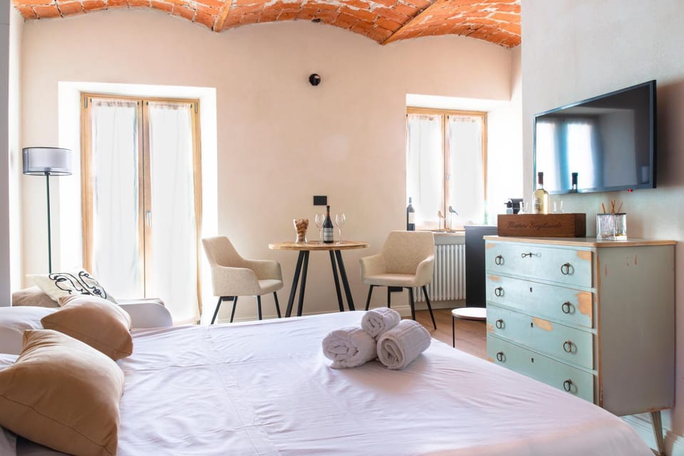 Domus La Morra - centro storico Apartment in La Morra