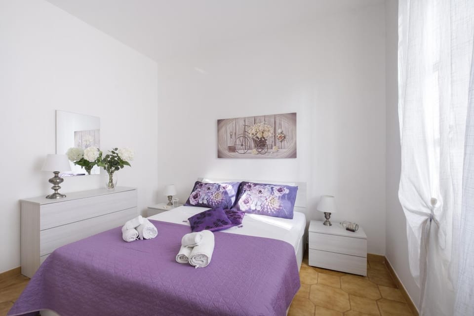 Living room, Bedroom