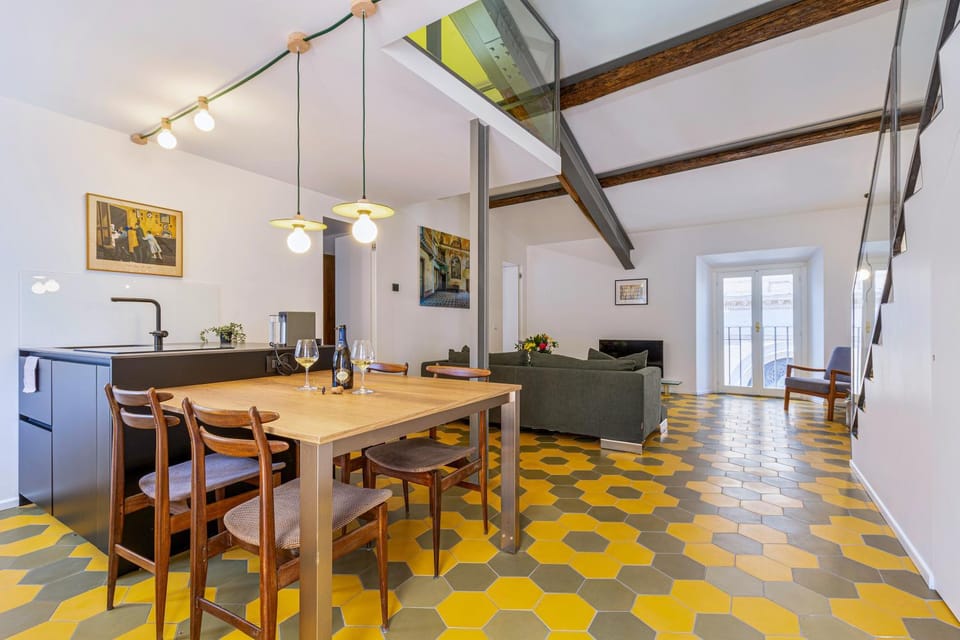 Kitchen or kitchenette, Living room, Dining area