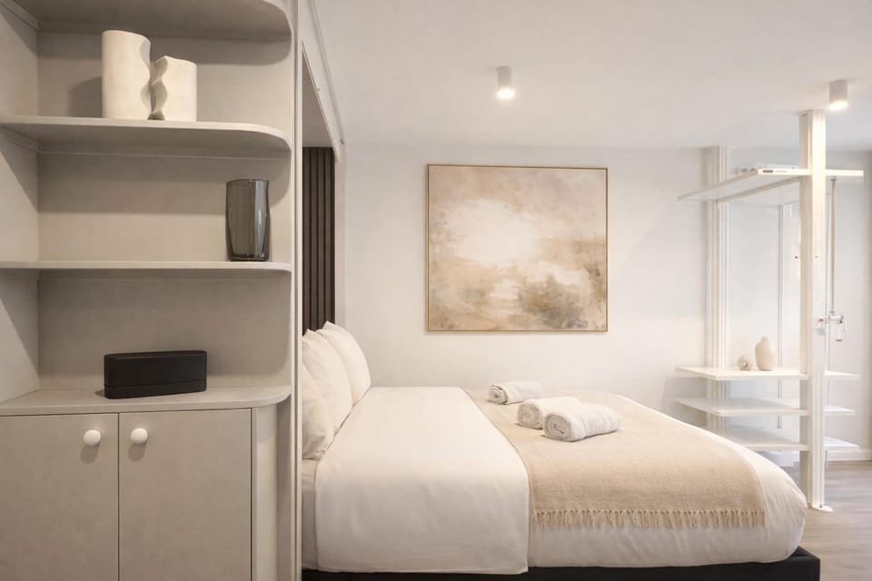 Bed, Living room, Decorative detail, storage, towels