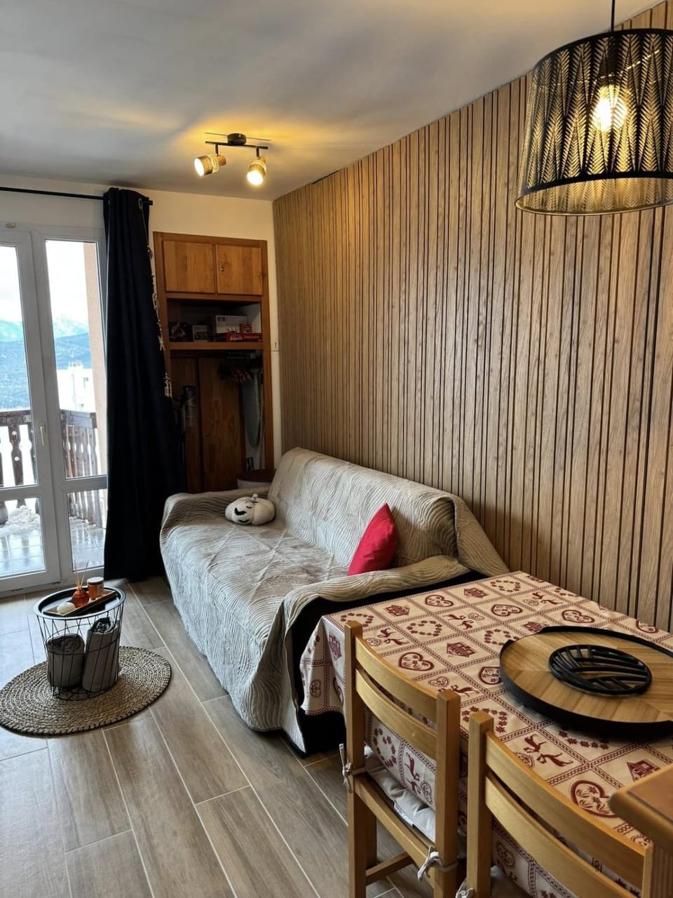 Le Cocon de Lena - hébergement au pied des pistes Apartment in Occitanie