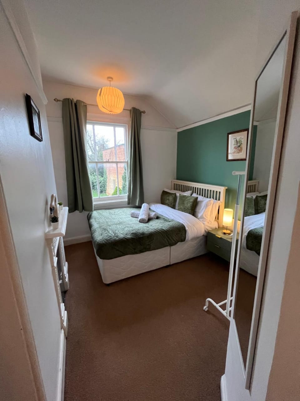 Bed, Photo of the whole room, Bedroom, fireplace, towels, wardrobe