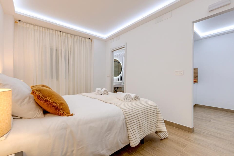 "Espacio Norma 4" 1 hab de Lujo & AC en Las Ventas Apartment in Madrid