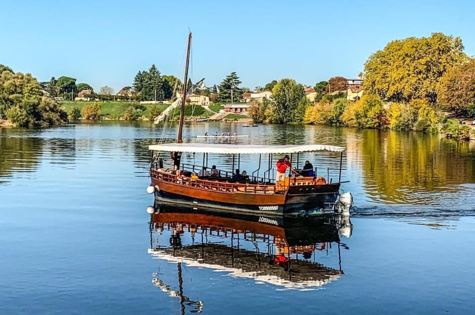 Nearby landmark, Activities, River view
