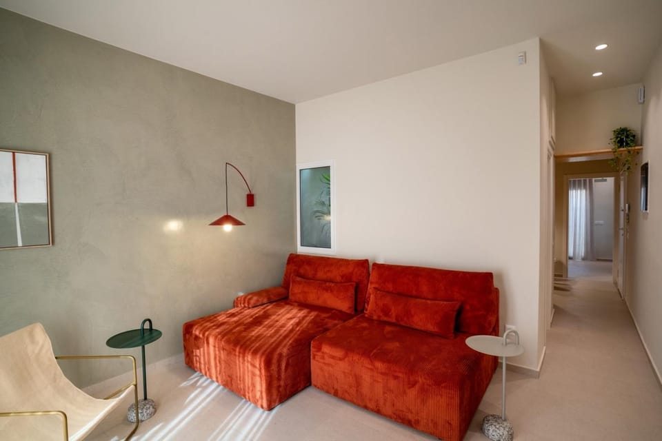 Bed, Living room, Seating area