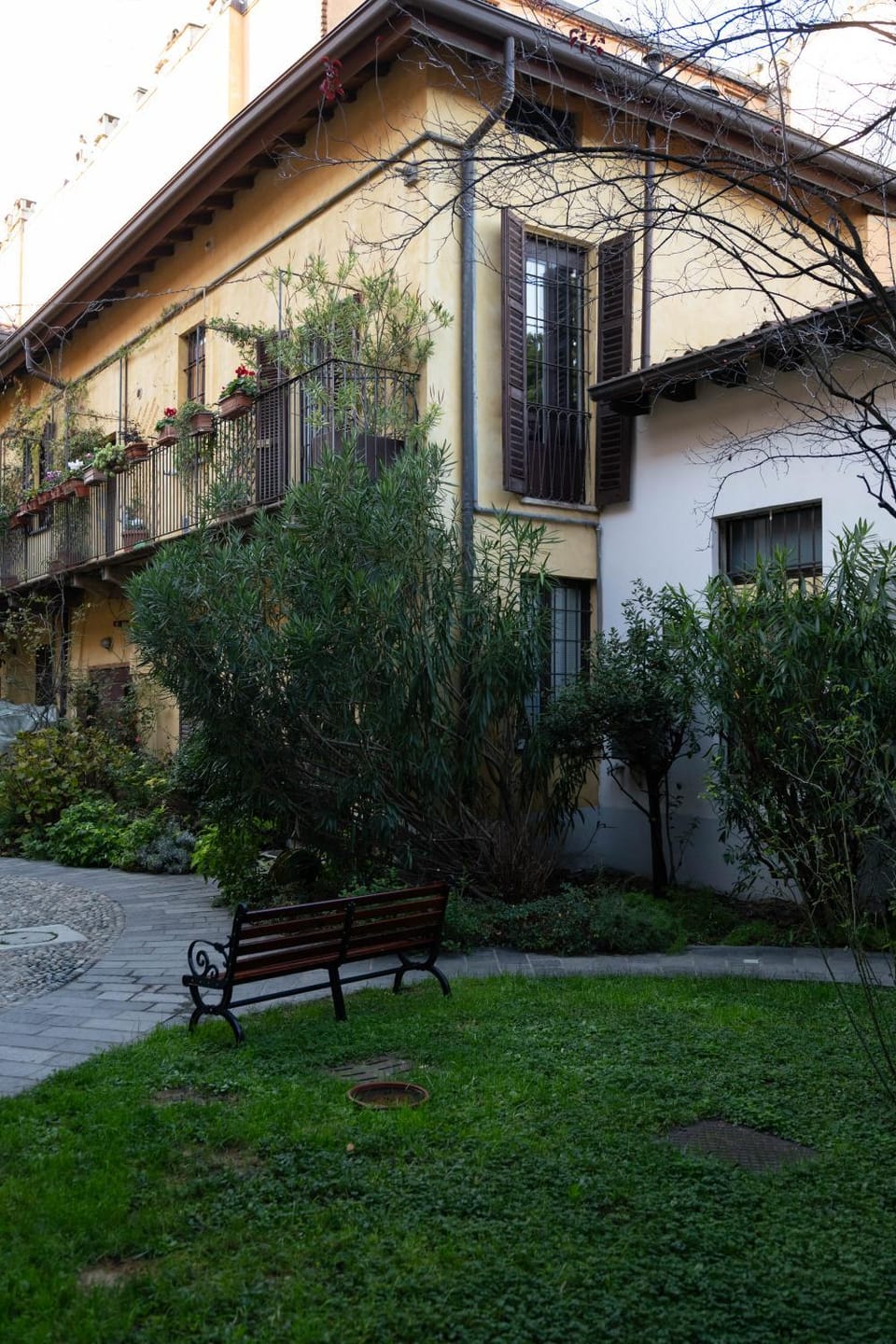 Facade/entrance