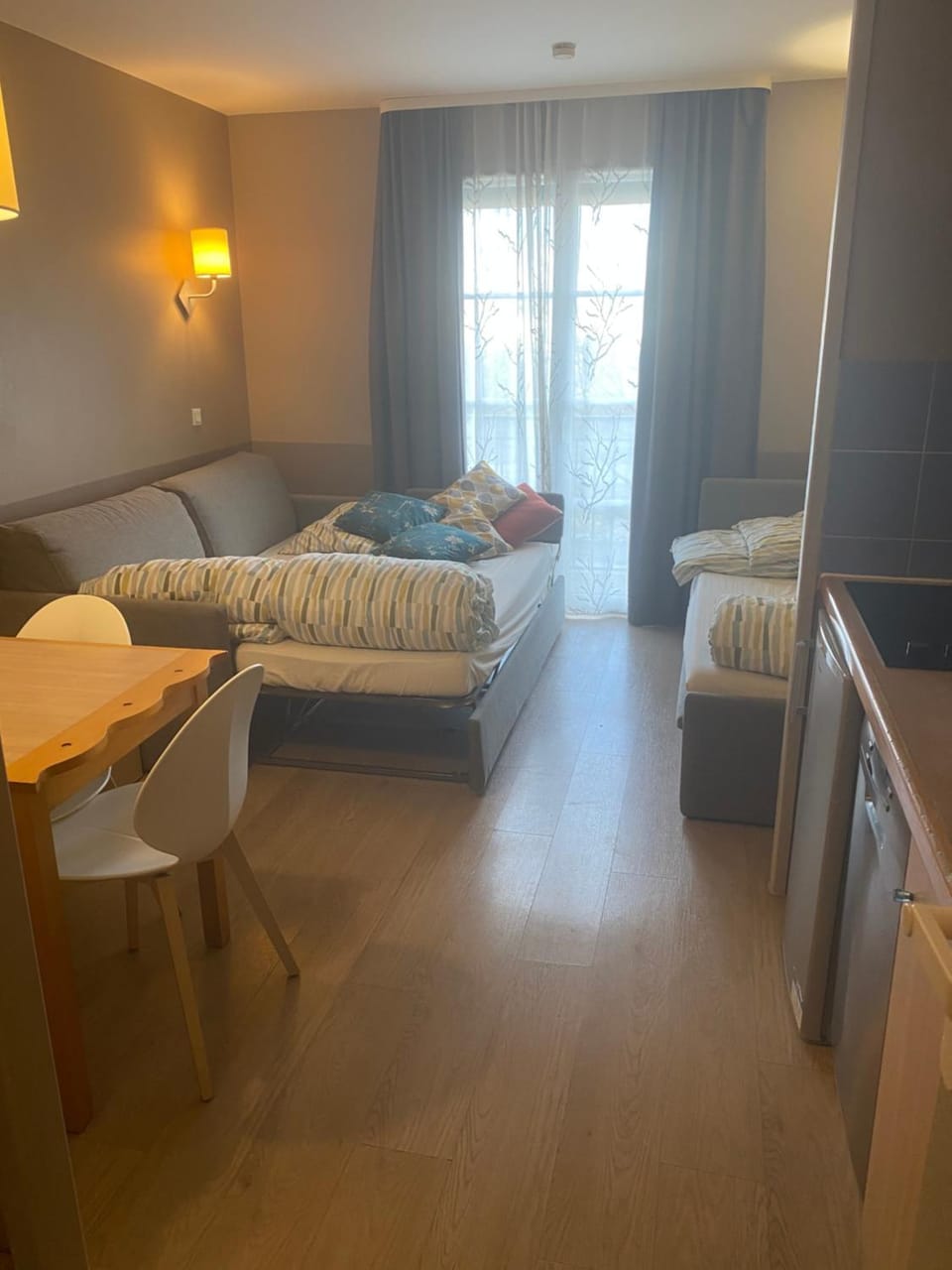 Apparthotel - Proche disneyland Paris - Piscine chauffée Apartment in Chessy