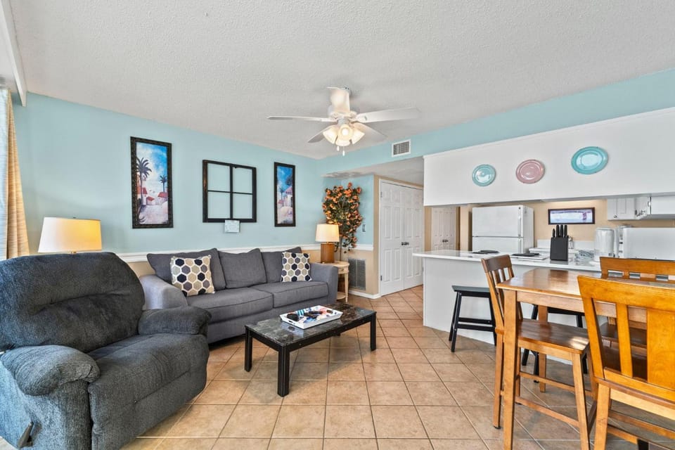 Island Winds West Unit 575 House in West Beach