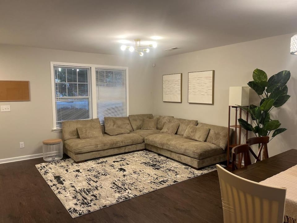 Communal lounge/ TV room, Seating area