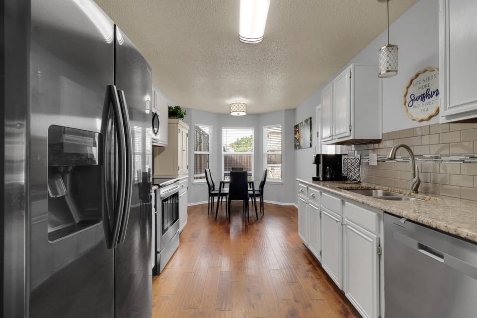 Charming Family Home House in Frisco