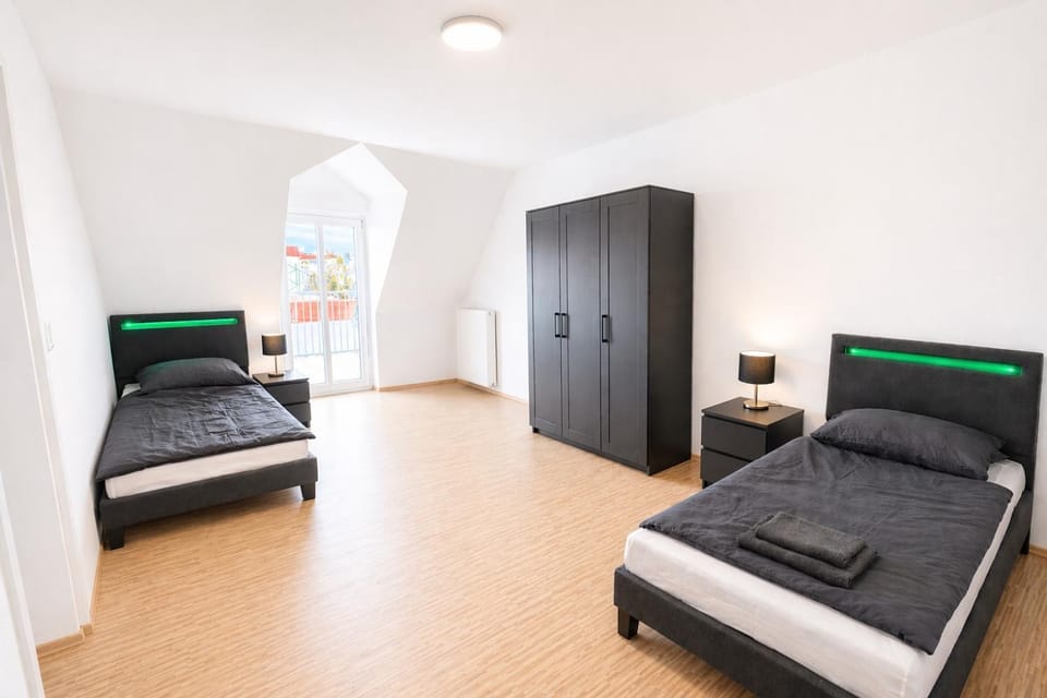 Bed, Living room, Photo of the whole room, Seating area, Bedroom, wardrobe