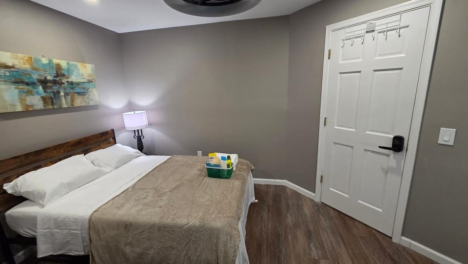 Carey Street - B2 Apartment in Baltimore