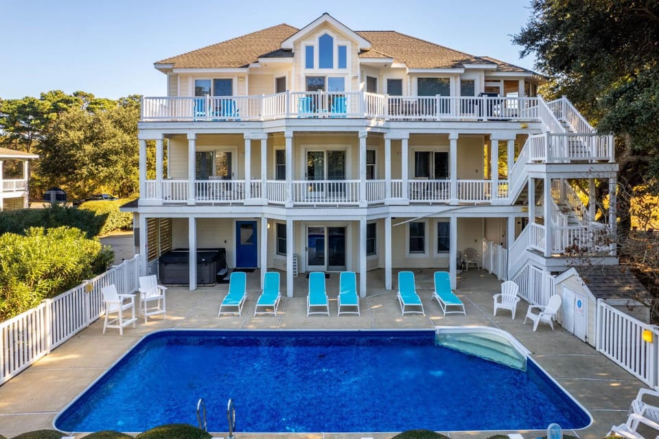 16 Sunset House in Corolla