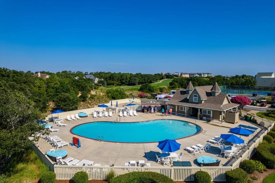 16 Sunset House in Corolla