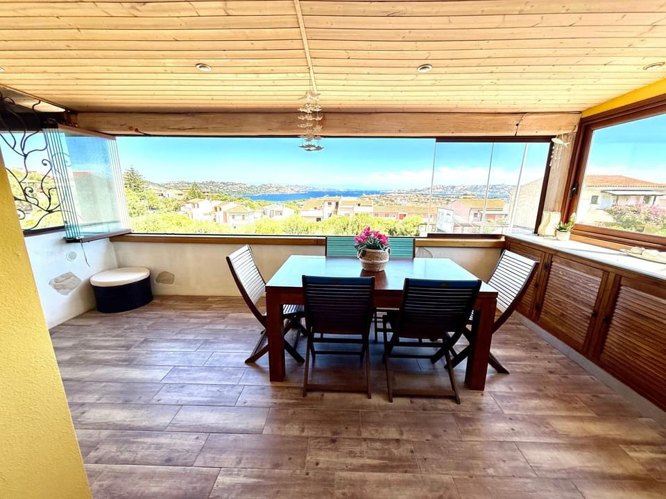 Attico Stella Maris House in Palau