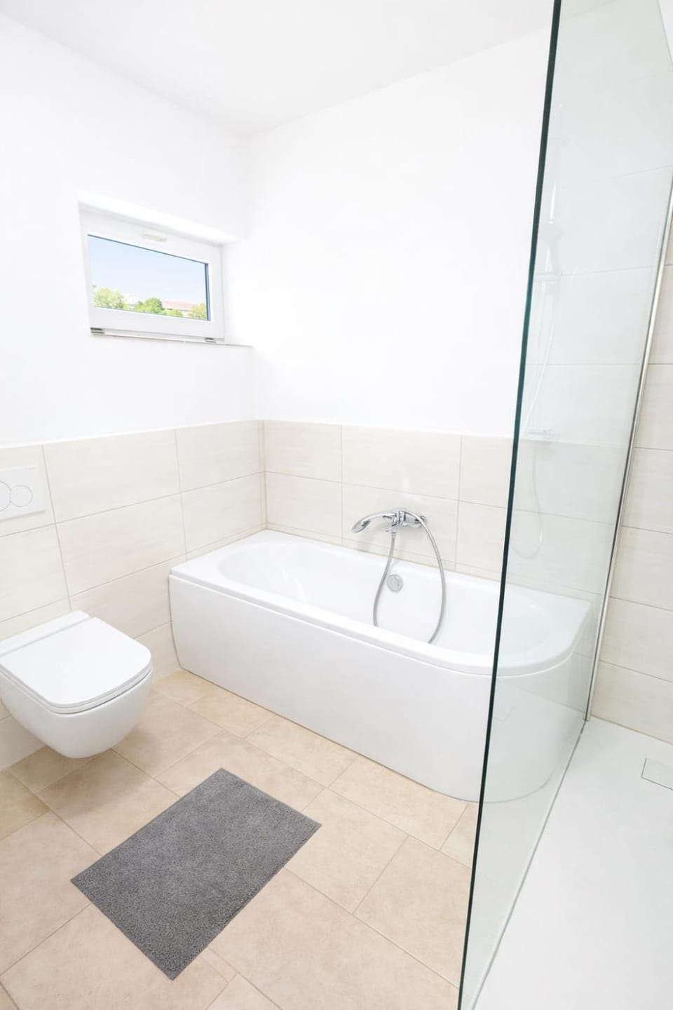Shower, Toilet, Bathroom, Bath
