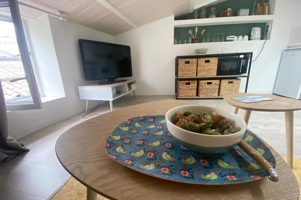 Charming bright apartment in the heart of the city Apartment in La Rochelle