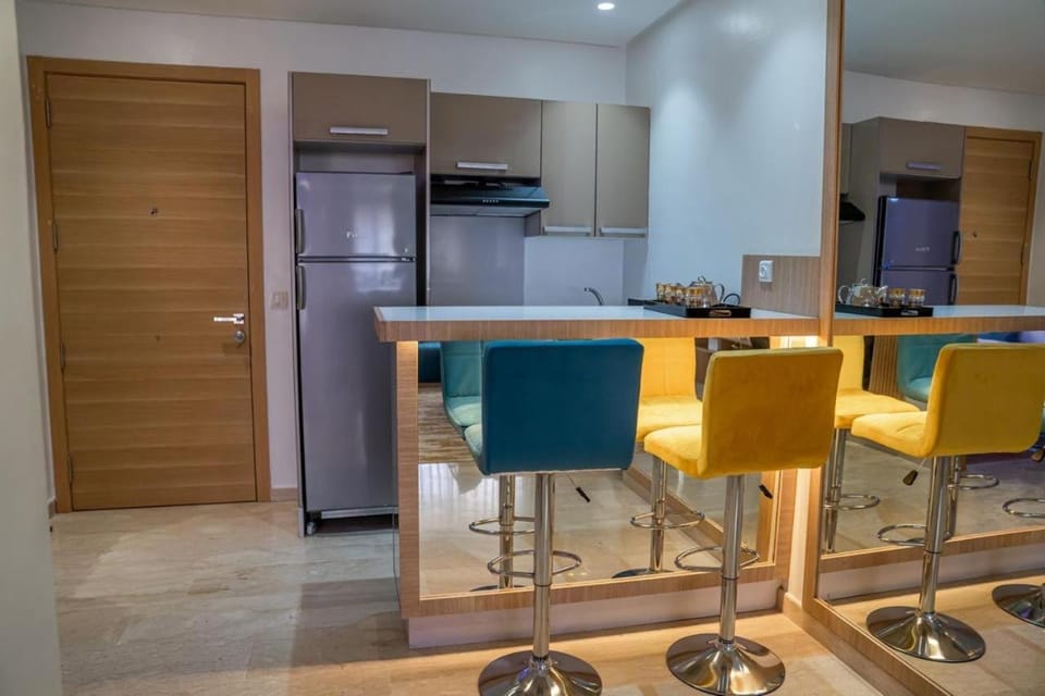 Kitchen or kitchenette, oven, stove