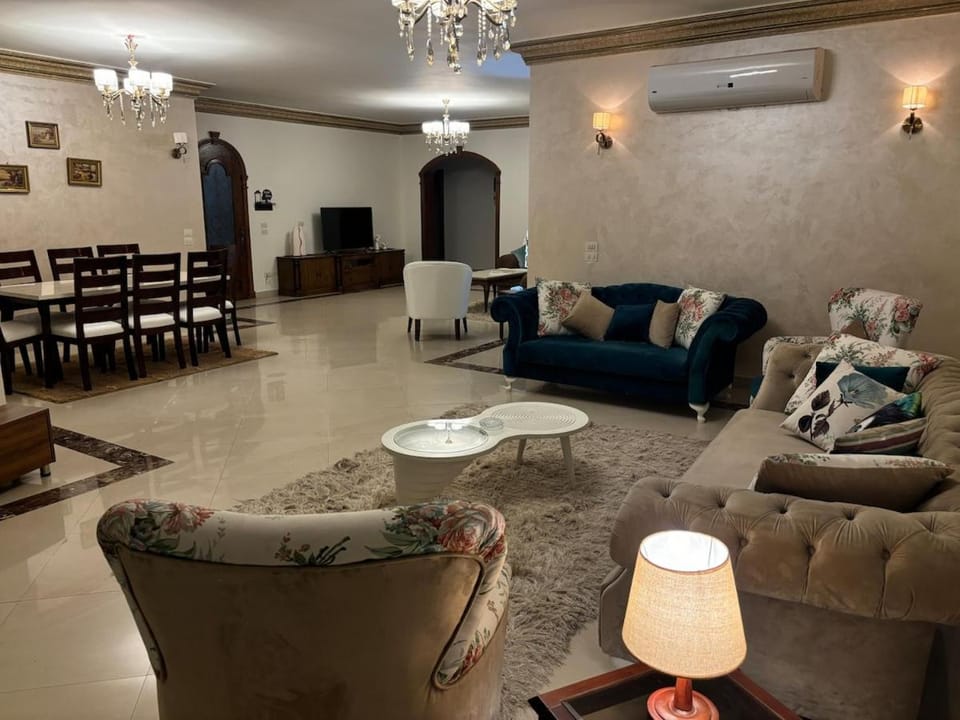 blue moon Apartment in New Cairo City