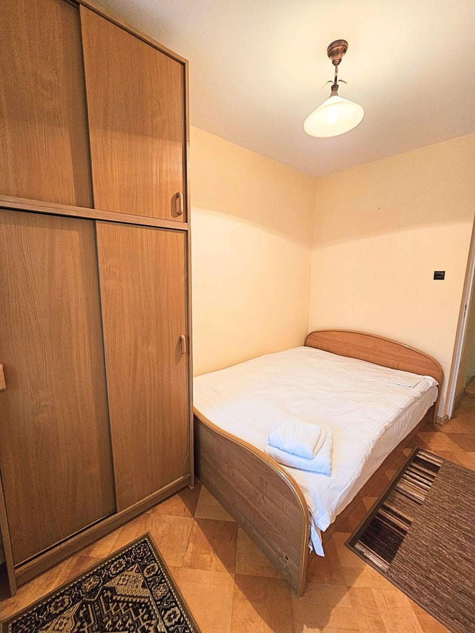 Bed, Photo of the whole room, Bedroom, wardrobe