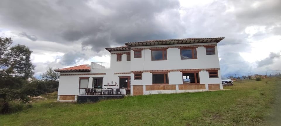 Property building, Natural landscape, Garden