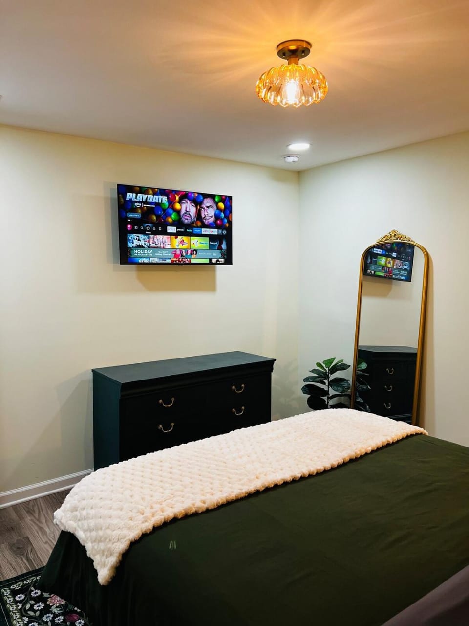 Modern Decatur Apt B near Emory, Midtown, Downtown Apartment in Candler-McAfee