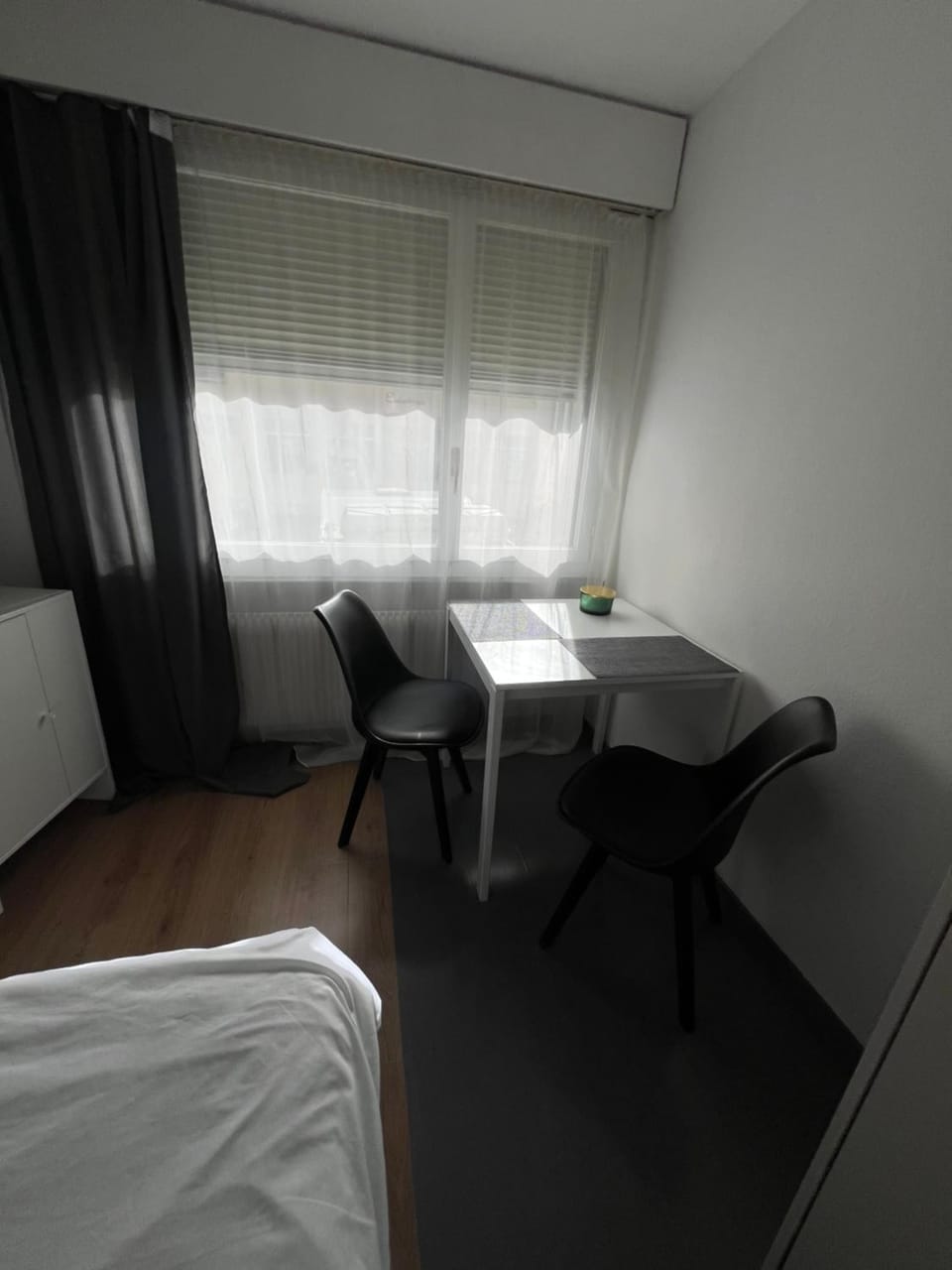Living room, Photo of the whole room, Seating area, Dining area