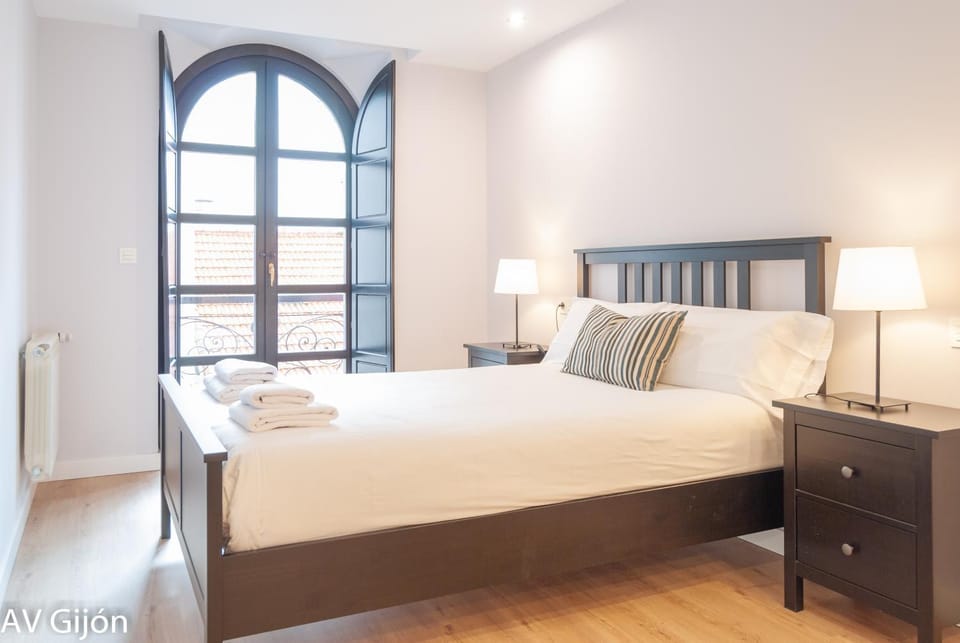 Bed, Photo of the whole room