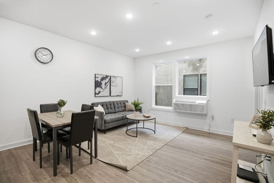 Attractive 1BR1BA apartment at Fairmount Square Apartment in Philadelphia