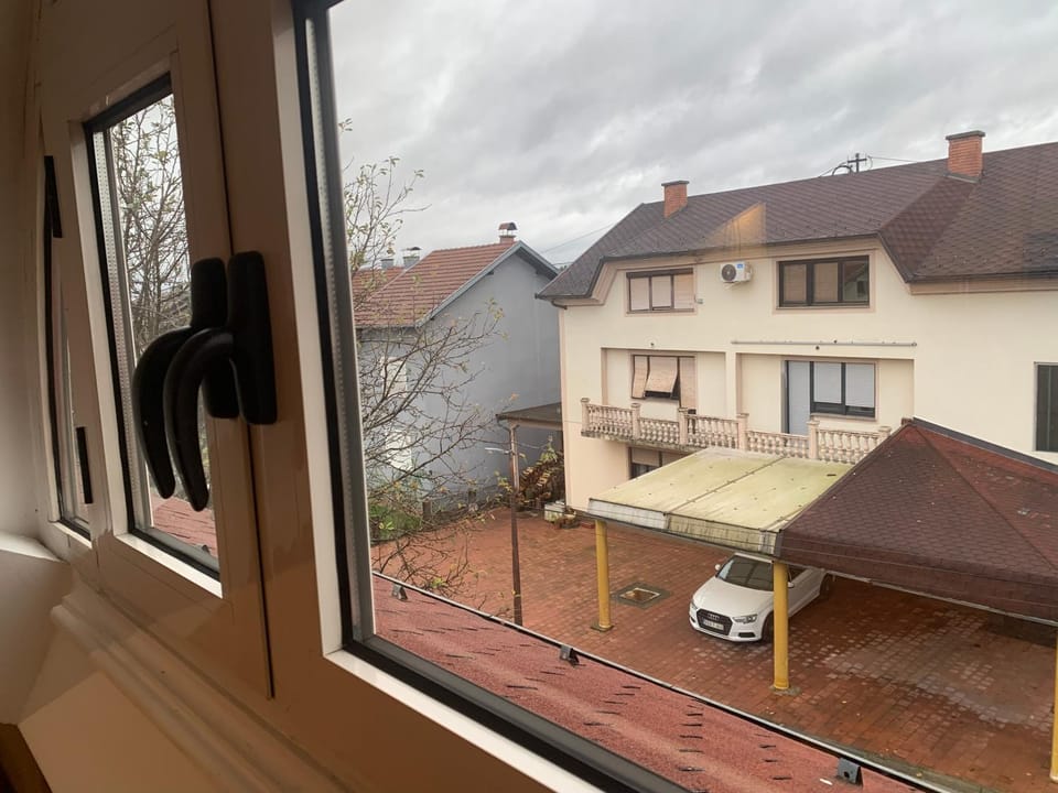 Day, Neighbourhood, Street view