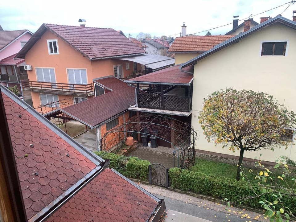 Day, Neighbourhood, Street view