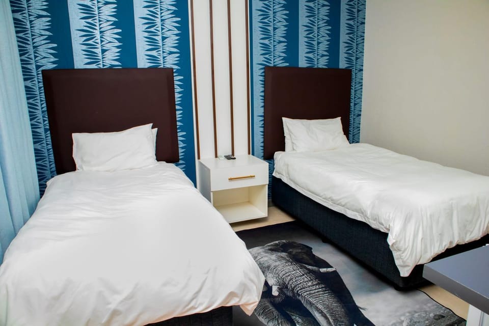 Tindlovu GuestT House Bed and Breakfast in South Africa