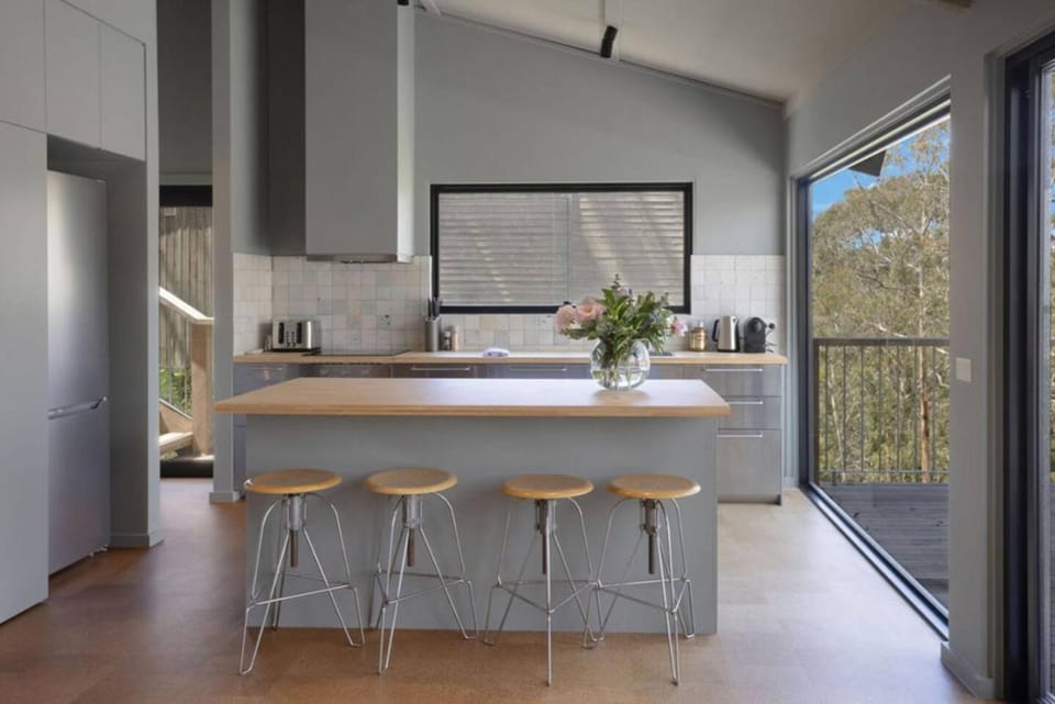 Lorne Tree Top Escape House in Lorne
