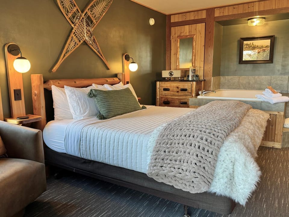 Mountain Studio Ski Access & Jet Tub Apartment in Lutsen