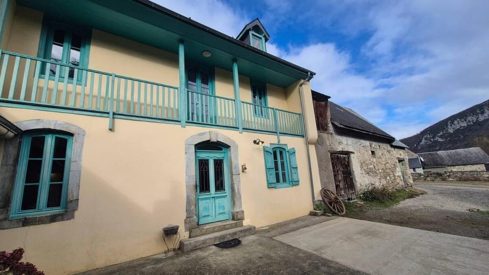 Gite De Daoule Beaudean jusqu'à 12 personnes House in Occitanie