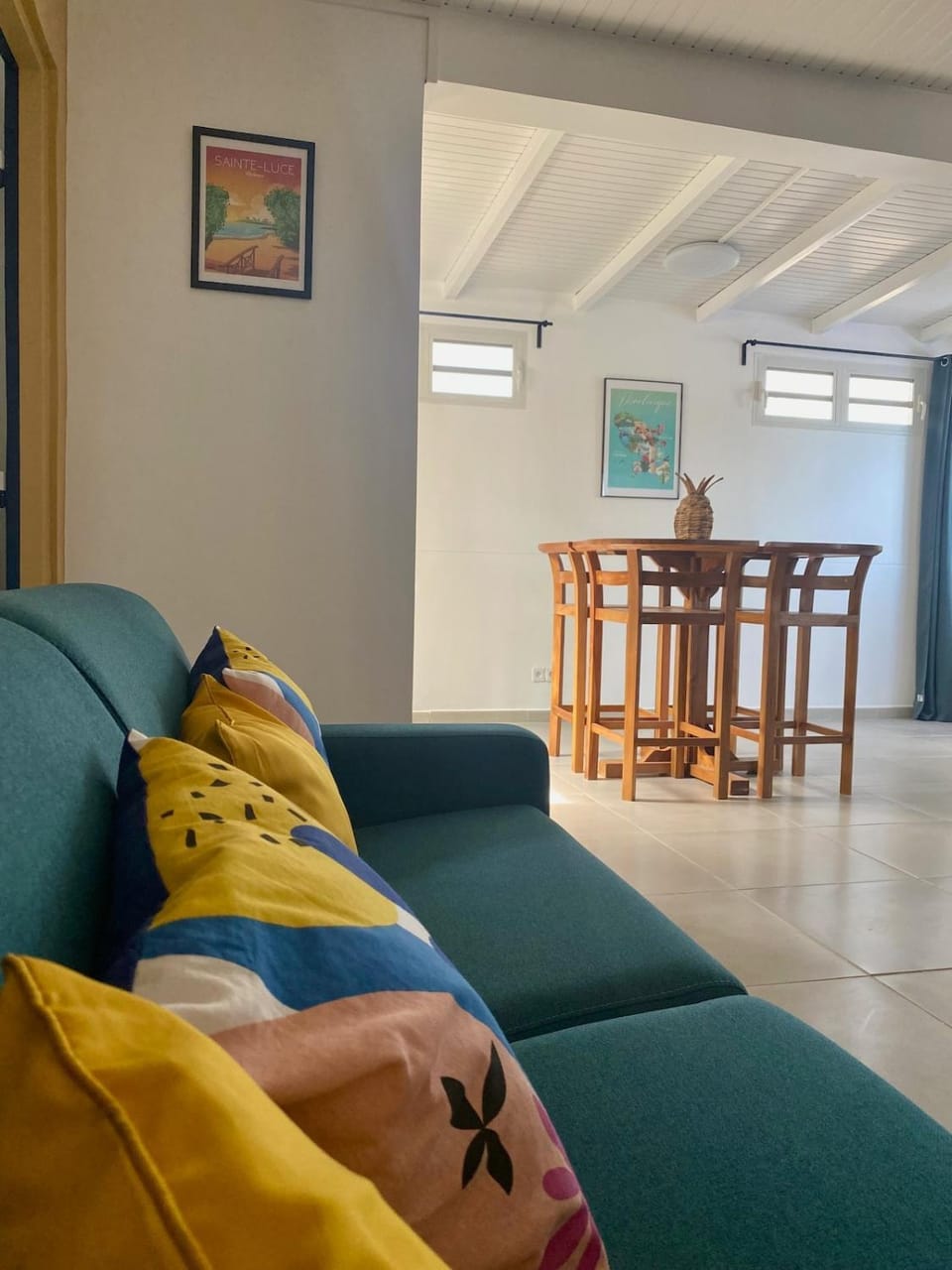 Living room, Dining area