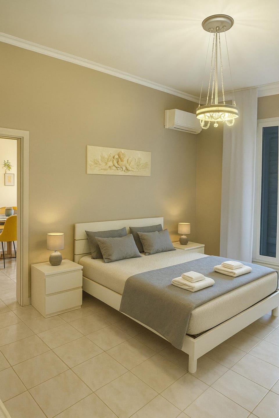 Bed, Photo of the whole room, Bedroom