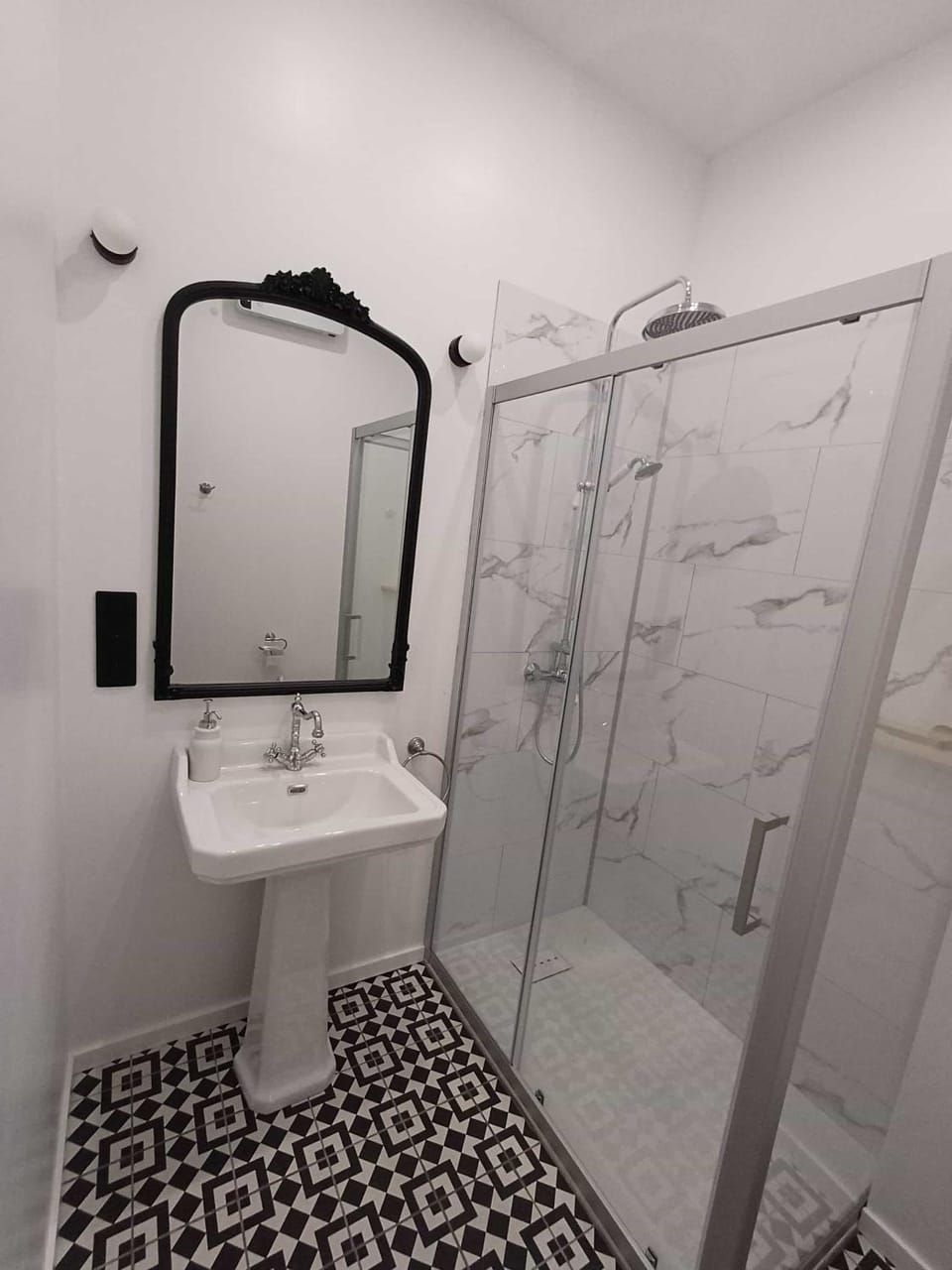 Shower, Bathroom