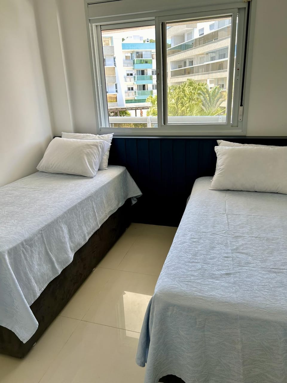 Apto em Jurerê 3 dorm com piscina Apartment in Florianopolis
