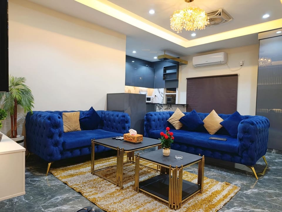 Living room, Seating area, air conditioner