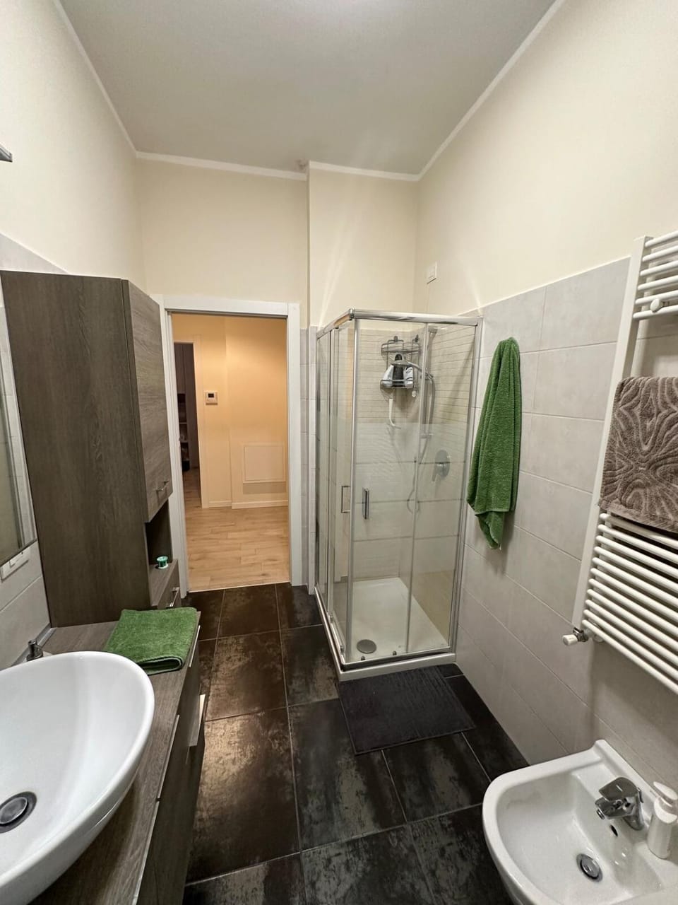 Shower, Bathroom