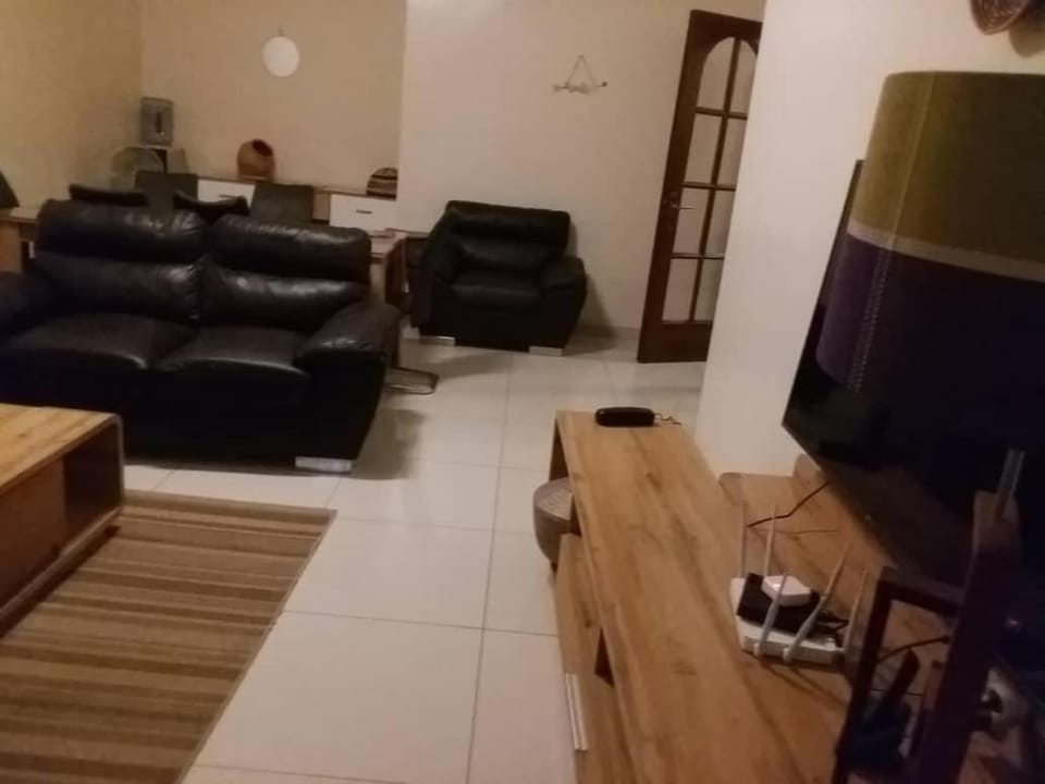 TV and multimedia, Seating area, Evening entertainment