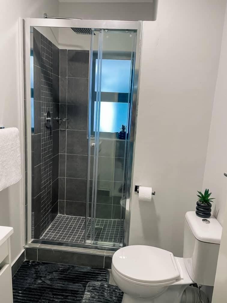 The Crown Apartments - Sarona Kappa Apartment in Africa