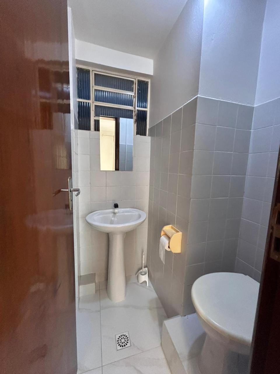 Toilet, Bathroom